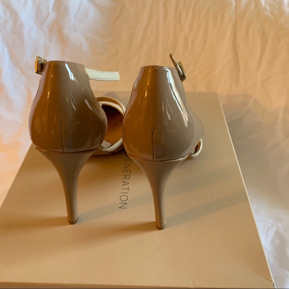 EUC BCBGeneration patent t-strap pump - Picture 3 of 5